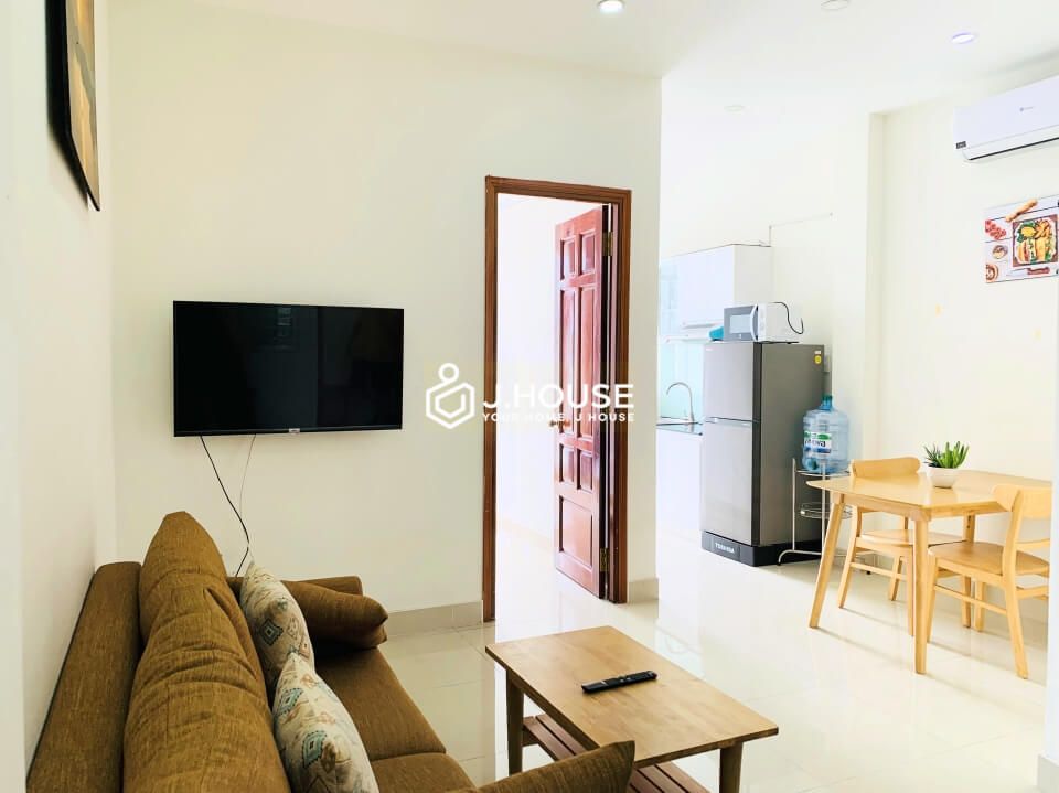 bright one bedroom serviced apartment for rent in tan binh district
