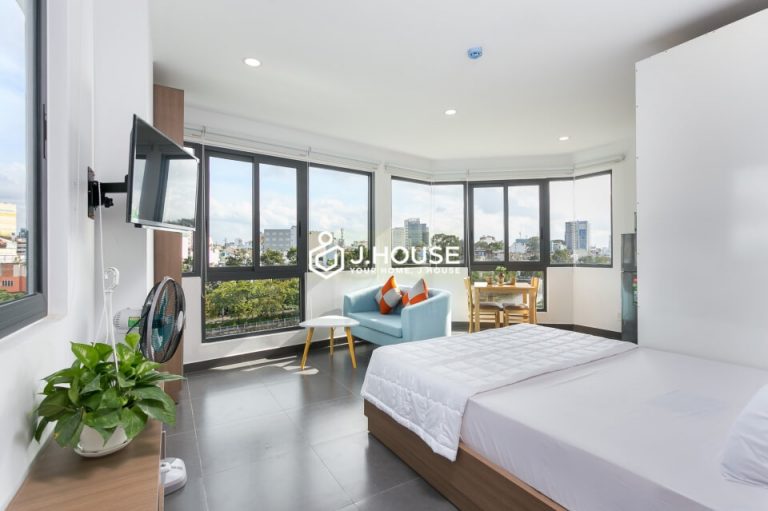 bright studio serviced apartment for rent in binh thanh district hcmc