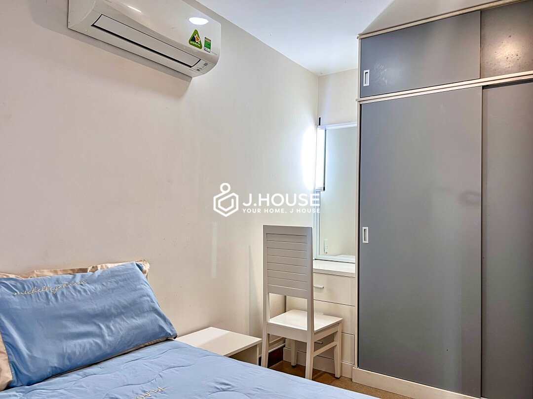 1 BR apartment for rent at Pham Viet Chanh Street, Binh Thanh District