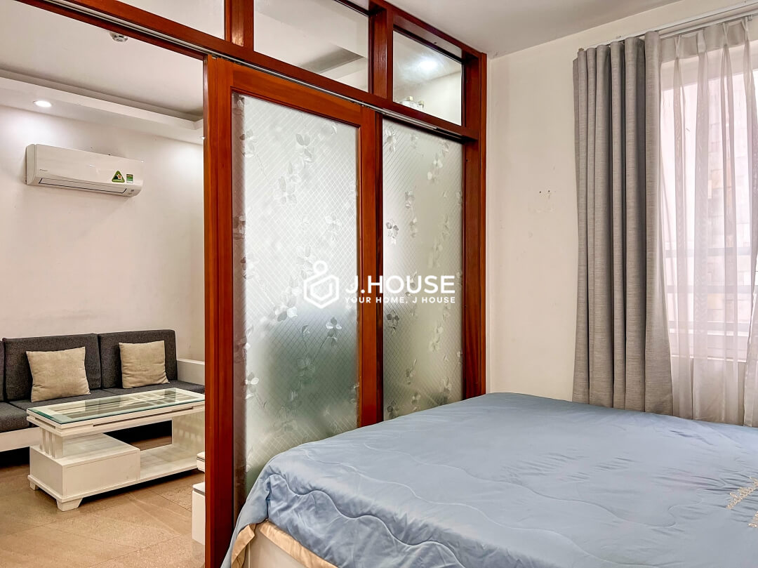 1 BR apartment for rent at Pham Viet Chanh Street, Binh Thanh District