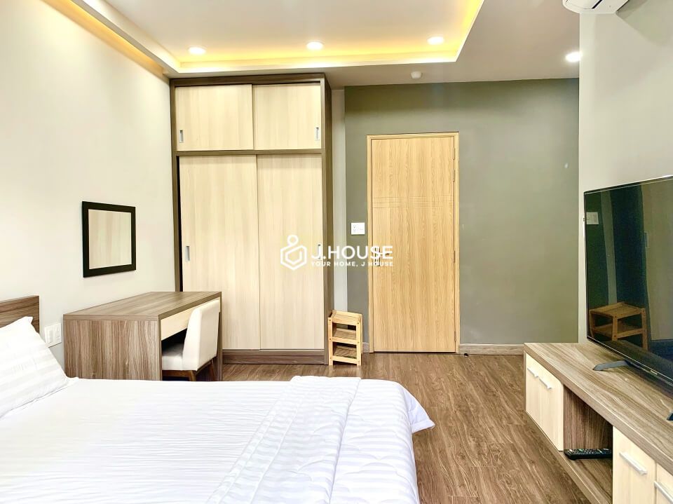 Comfortable serviced apartment for rent in Binh Thanh district-5
