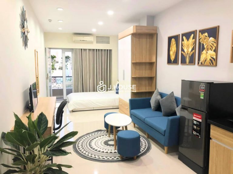 Fully furnished modern apartment for rent in Tan Binh district, HCMC