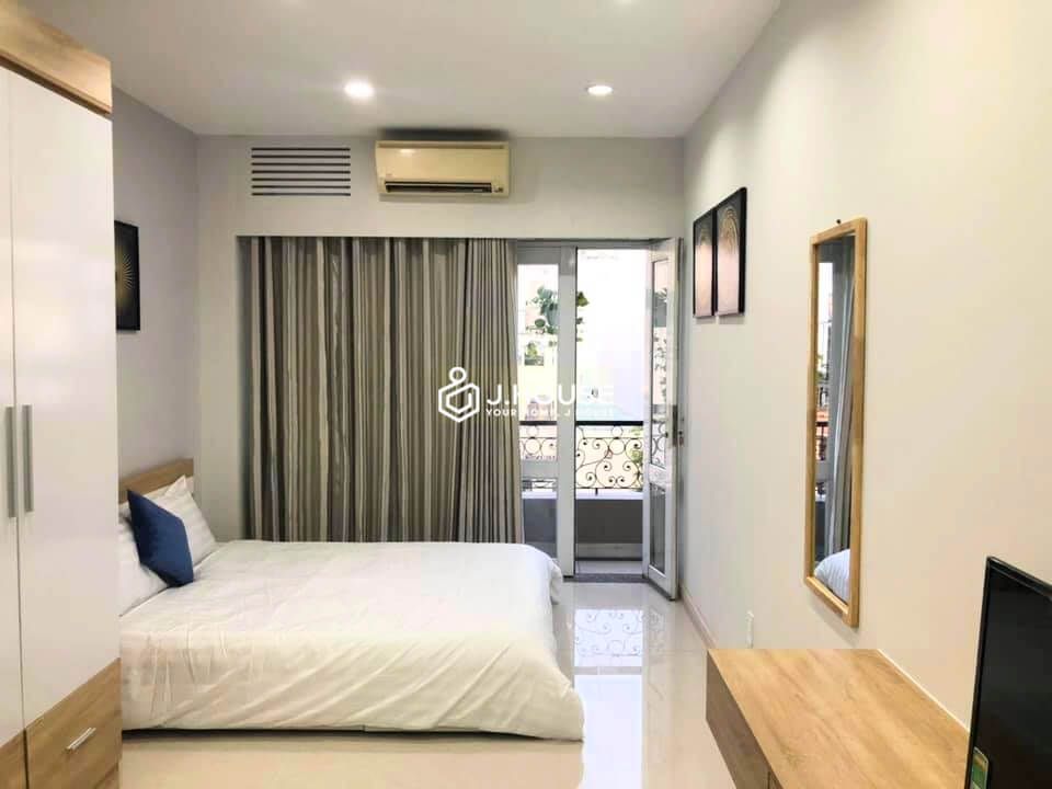 Fully furnished modern apartment for rent in Tan Binh district, HCMC-5