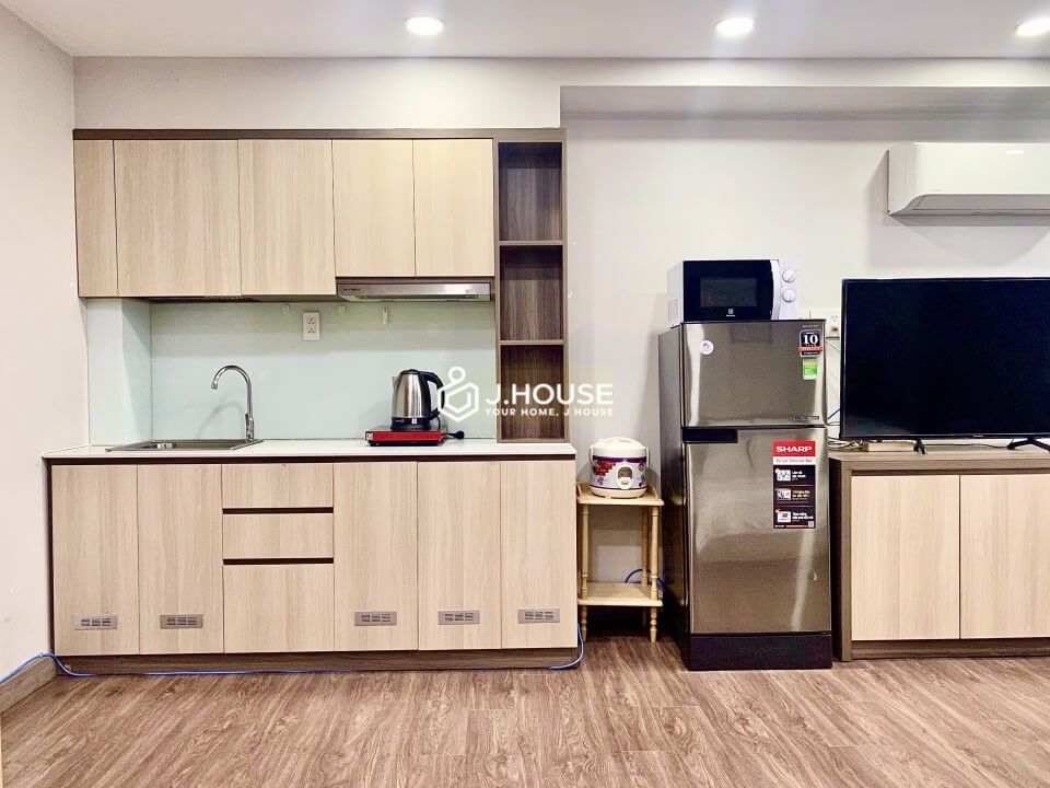 Fully furnished serviced apartment on Pham Viet Chanh street, Binh Thanh district, HCMC-5