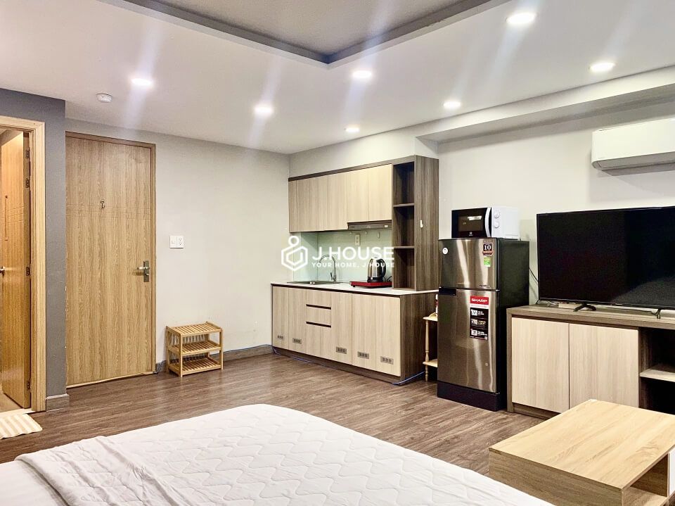 Fully furnished serviced apartment on Pham Viet Chanh street, Binh Thanh district, HCMC-7