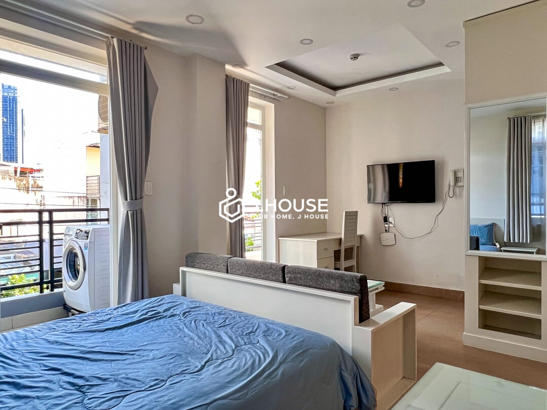 Studio apartment for rent at Pham Viet Chanh Street, Binh Thanh District