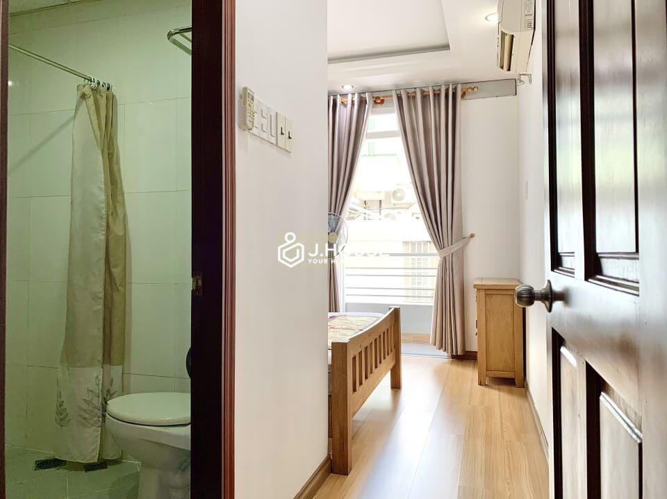 Affordable serviced apartment for rent in District 1, HCMC-16