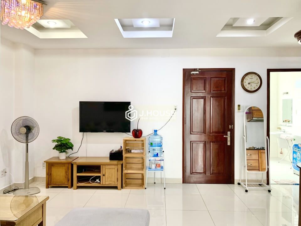 Affordable serviced apartment for rent in District 1, HCMC-2
