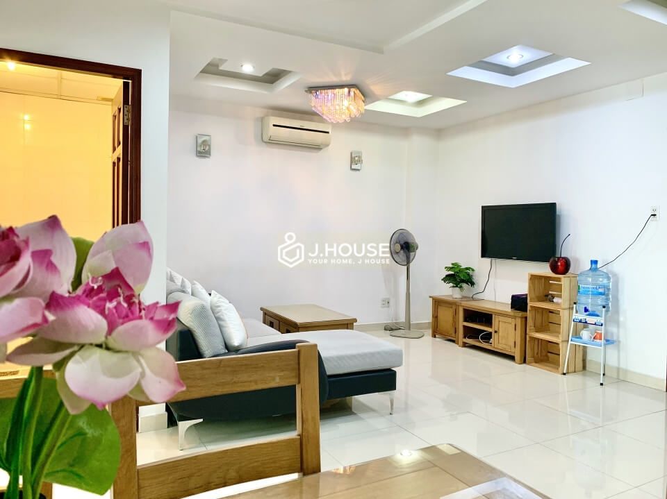 Affordable serviced apartment for rent in District 1, HCMC-3