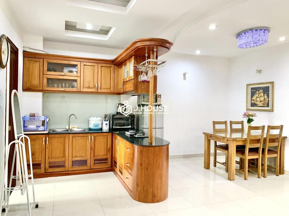 Affordable serviced apartment for rent in District 1, HCMC-4