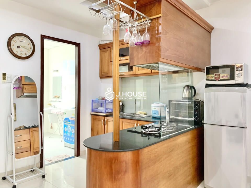 Affordable serviced apartment for rent in District 1, HCMC-6