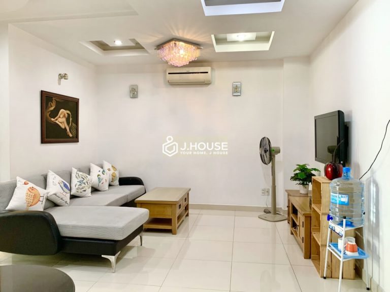 Affordable serviced apartment for rent in District 1, HCMC