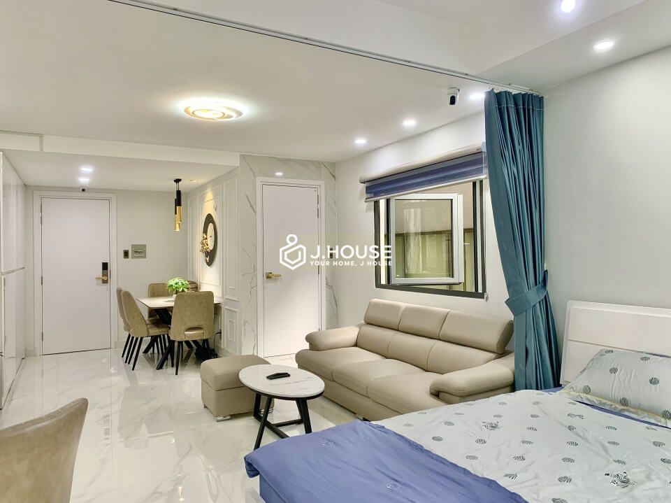 Bright modern apartment for rent in the center of District 1, HCMC-12