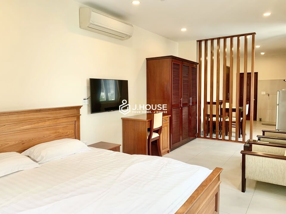 Comfortable serviced apartment for rent in the center of District 1, HCMC-8