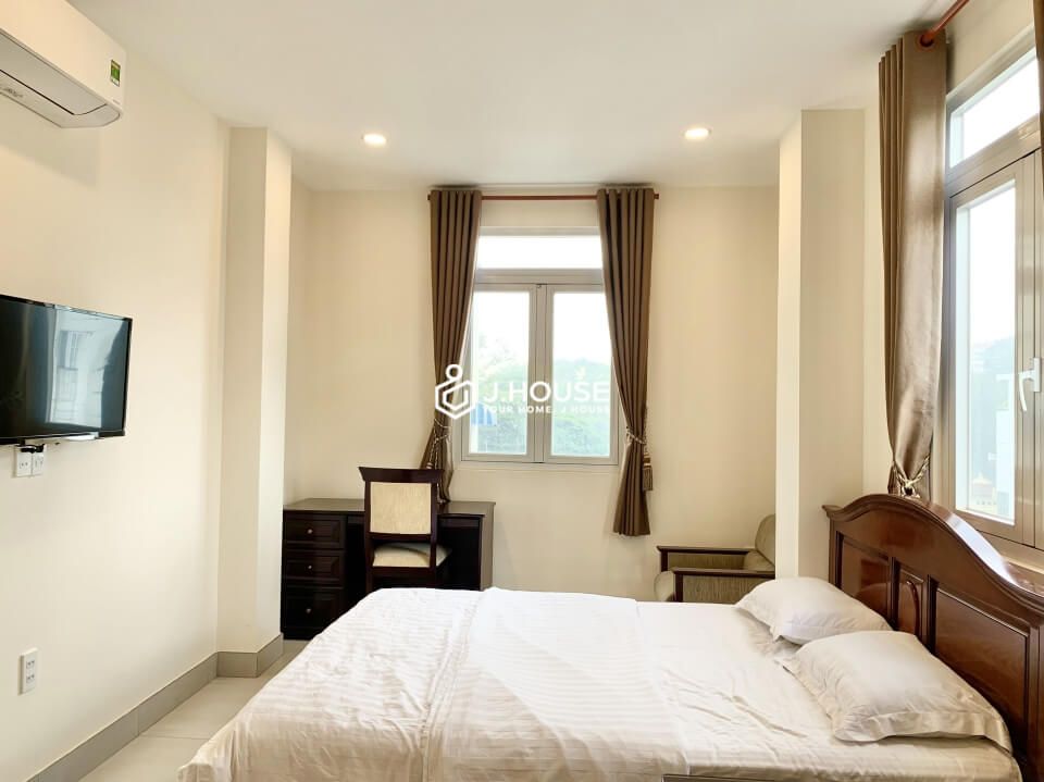 Fully furnished serviced apartment for rent in District 1, HCMC-1