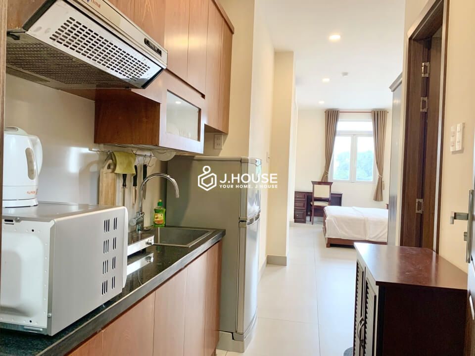 Fully furnished serviced apartment for rent in District 1, HCMC-6