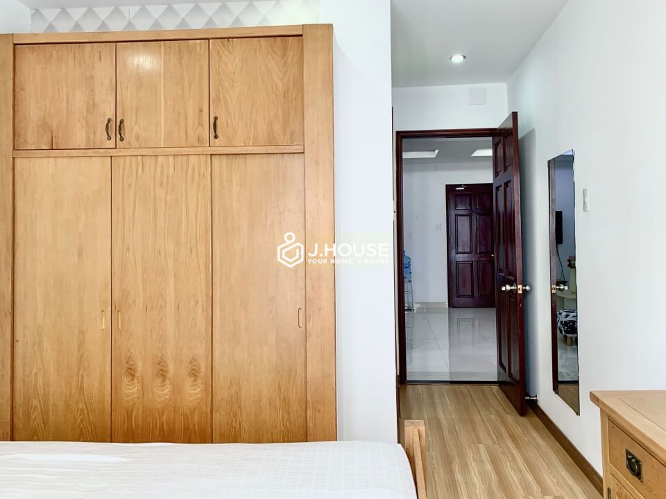 Modern serviced apartment for rent in District 1, HCMC-15