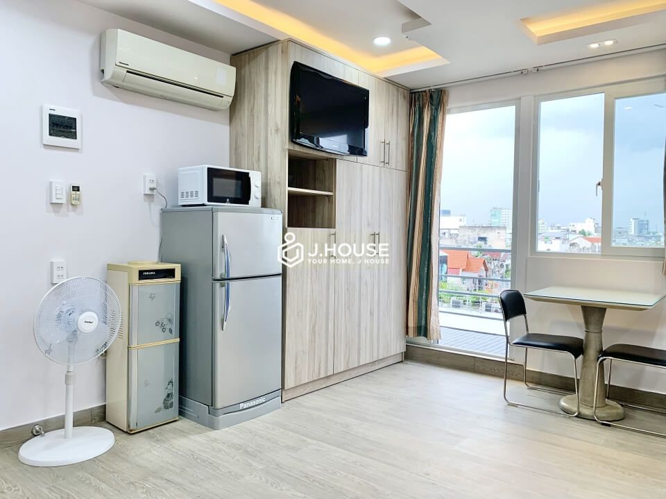Rooftop apartment for rent in Phu Nhuan District, HCMC-4