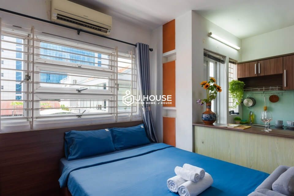 Rooftop apartment with private garden in District 1, HCMC-2