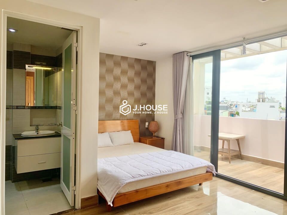 rooftop studio apartment for rent in binh thanh district, hcmc-3