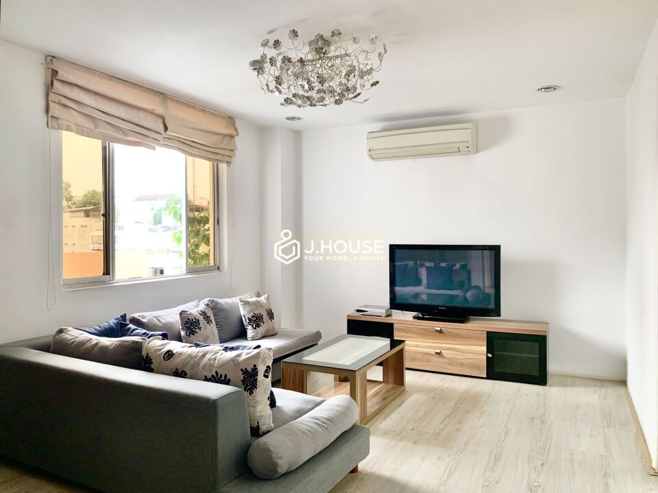 Affordable serviced apartment on Nguyen Dinh Chieu Street, District 1-1
