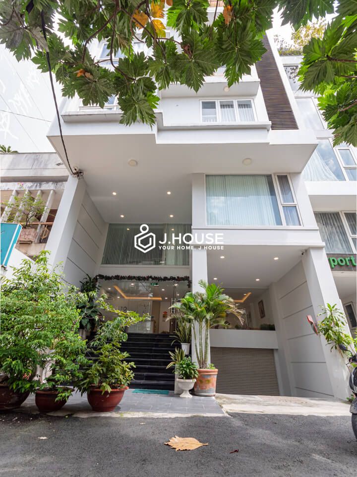 Joy Apartments near the airport in Tan Binh District, HCMC
