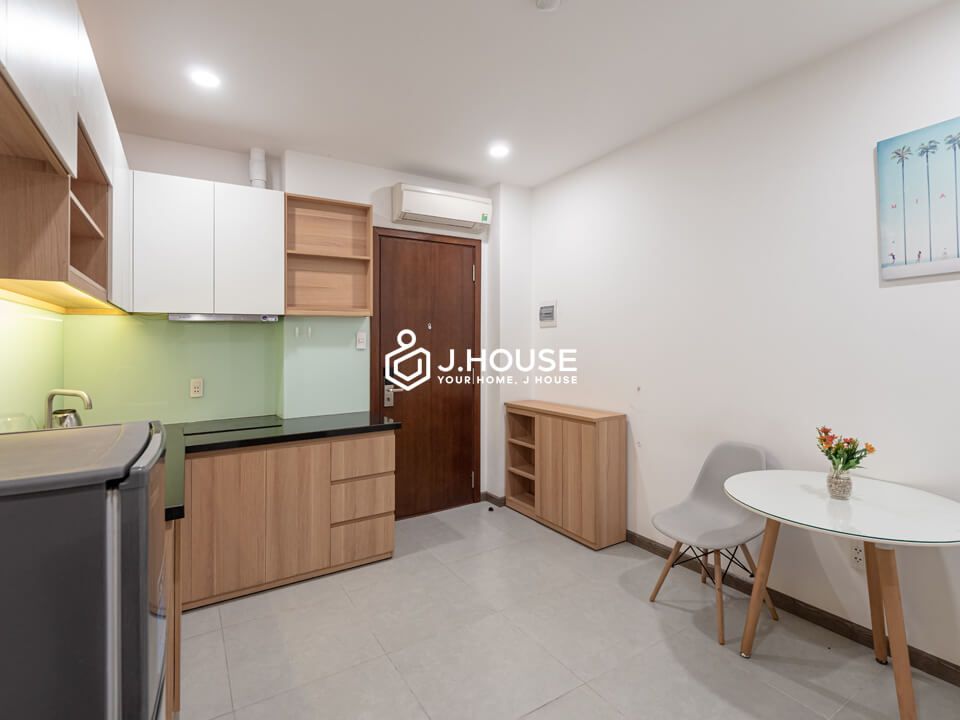 Modern serviced apartment near the airport, Tan Binh District, HCMC-7