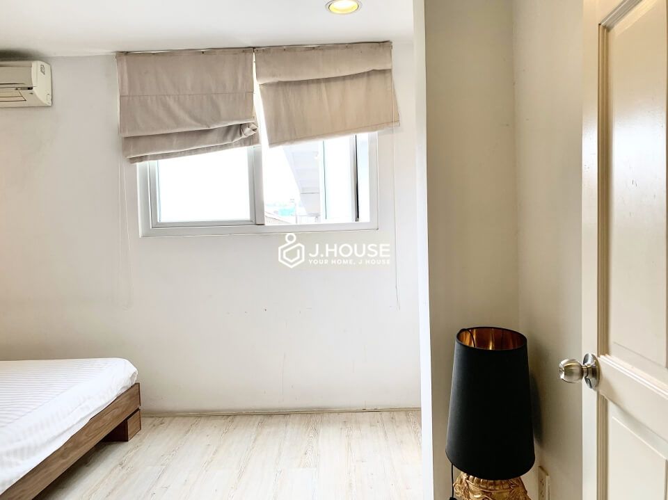 Spacious 3 bedroom serviced apartment for rent in district 1, HCMC-17