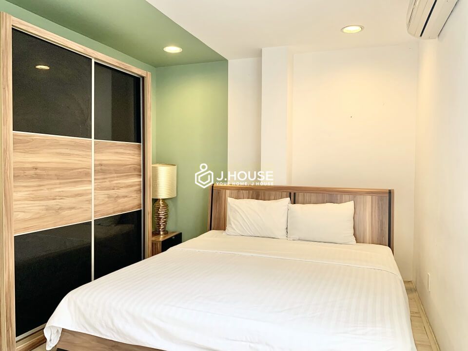 Spacious 3 bedroom serviced apartment for rent in district 1, HCMC-19