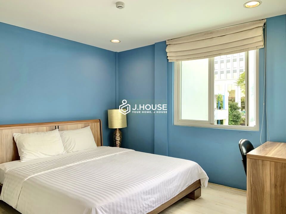 Spacious 3 bedroom serviced apartment for rent in district 1, HCMC-8