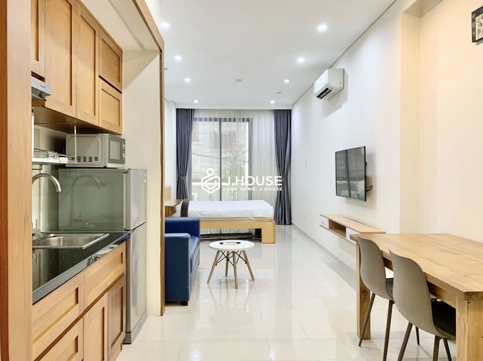Serviced apartment for rent near the canal in District 1, HCMC-3