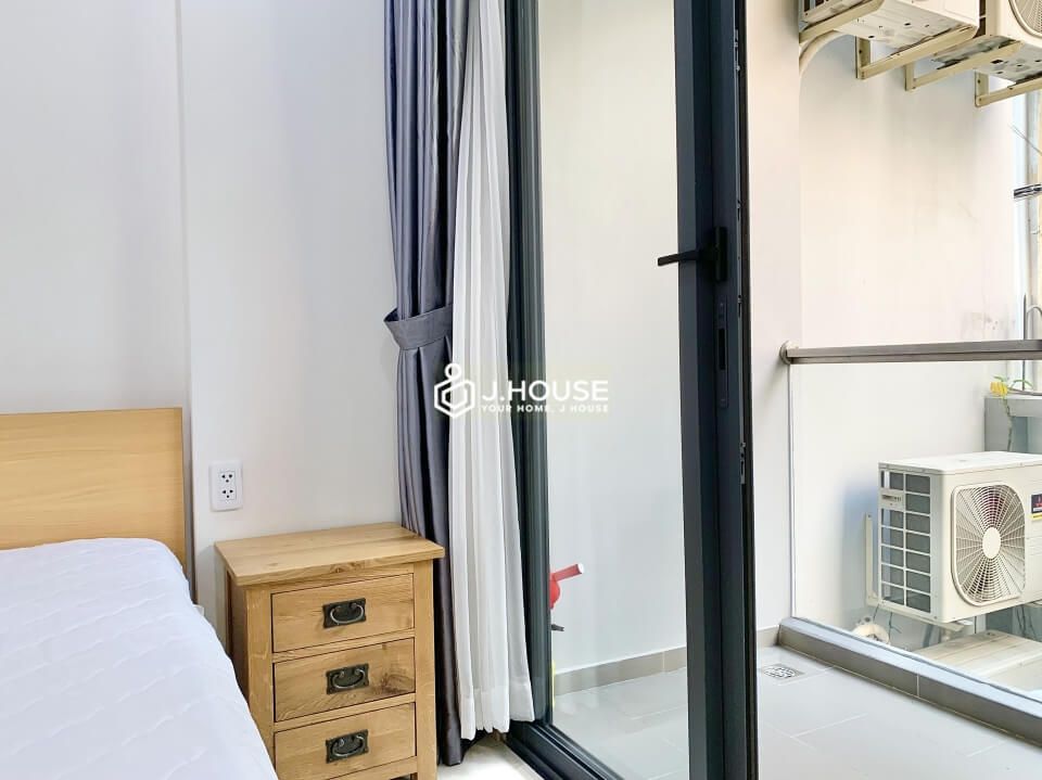 Serviced apartment for rent near the canal in District 1, HCMC-5