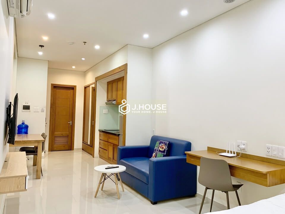 Serviced apartment for rent near the canal in District 1, HCMC-9