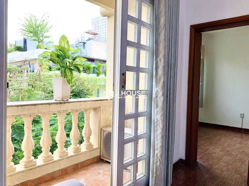Spacious 3 bedroom apartment for rent in Thao Dien, District 2, HCMC-5