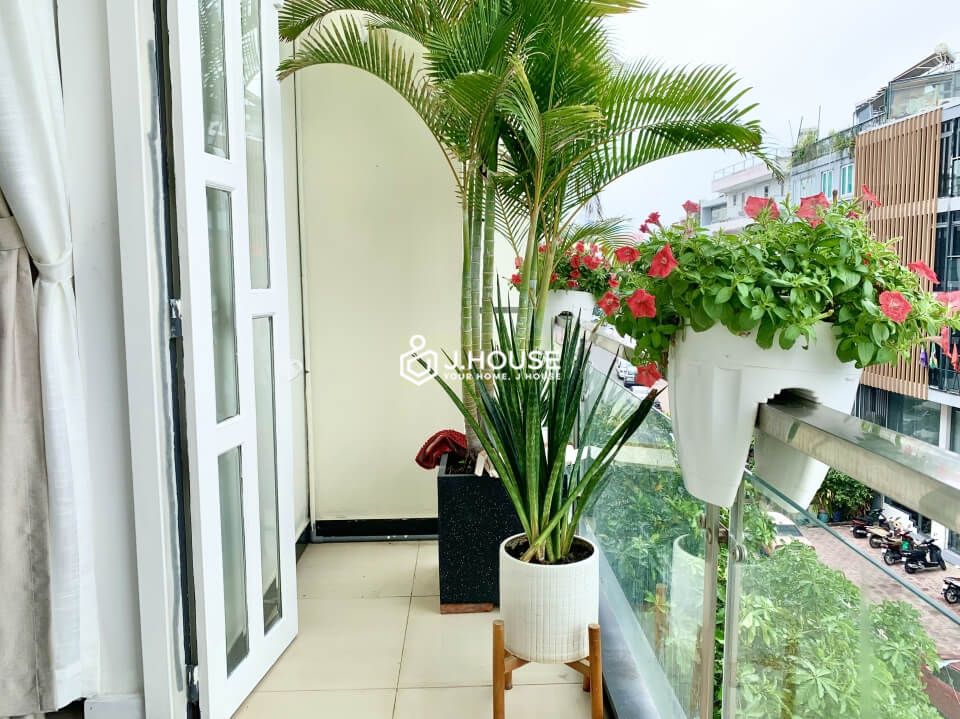 for rent a warm and modern apartment in Binh Thanh District, HCMC-11