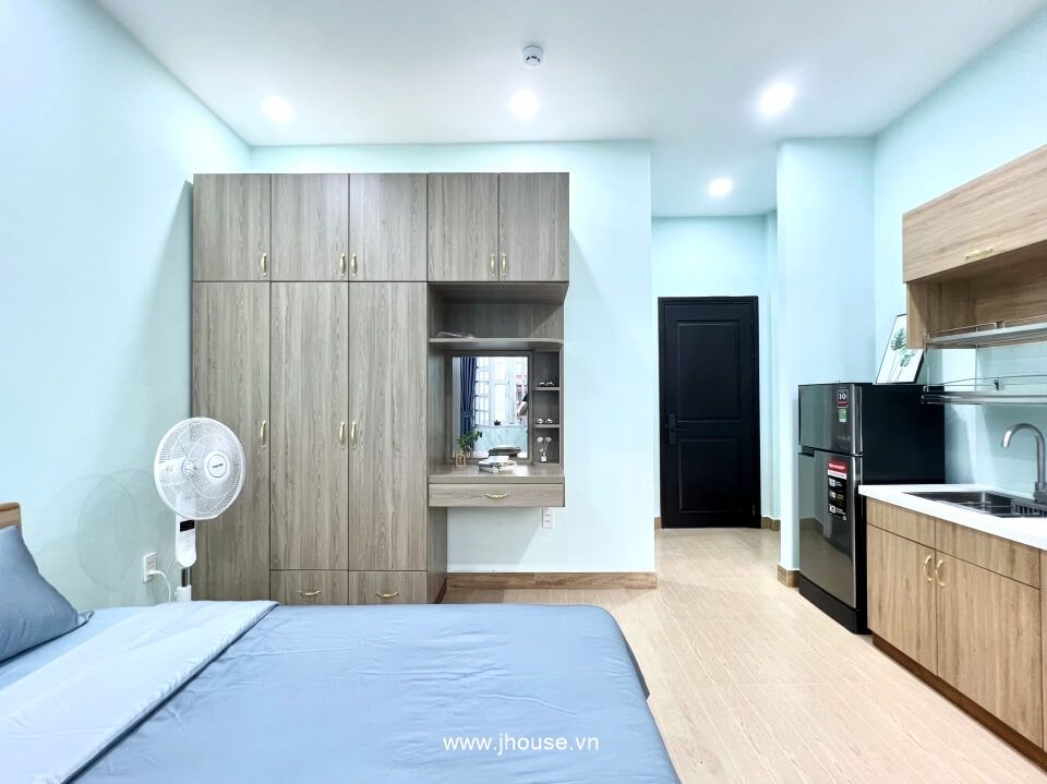 Apartment for rent in Phu Nhuan district, HCMC-5
