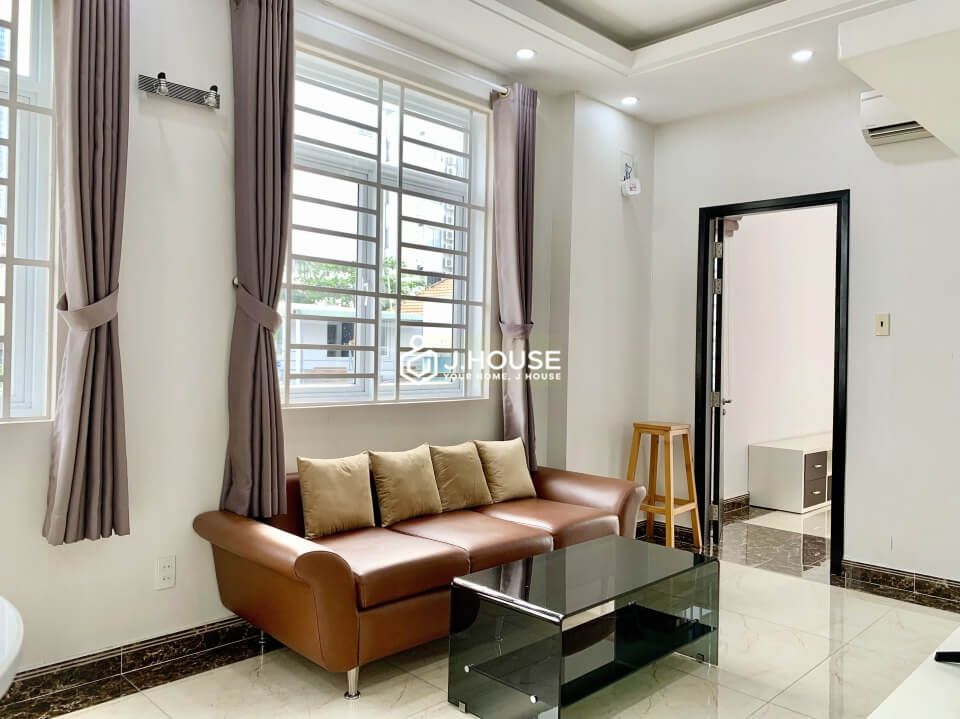 Bright and spacious serviced apartment in Binh Thanh District, HCMC-2