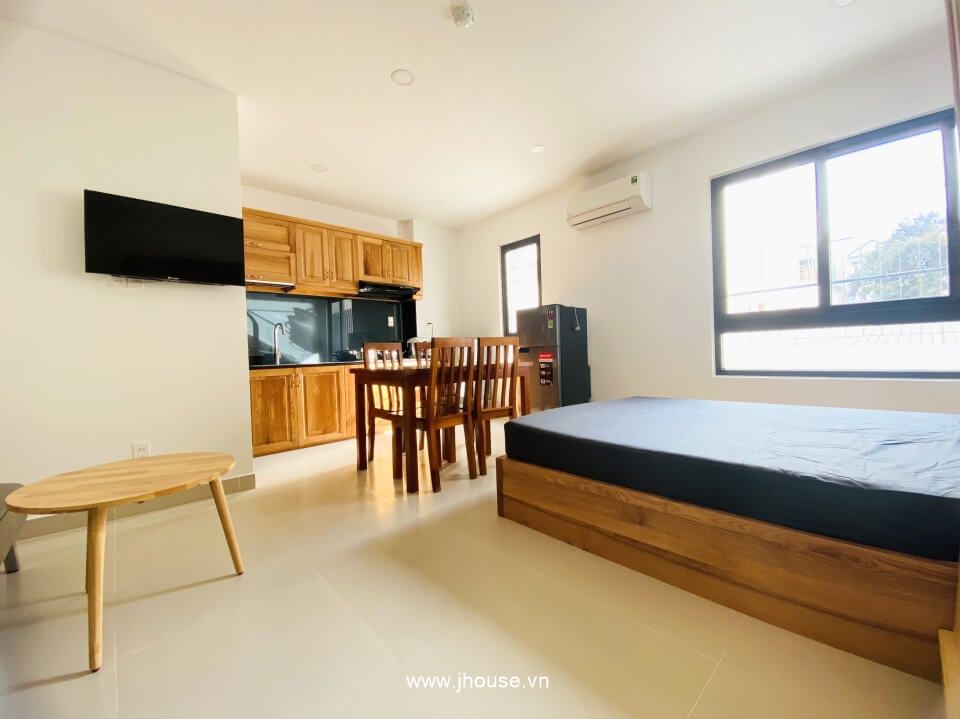 Fully furnished apartment for rent near Etown building, Tan Binh district-1