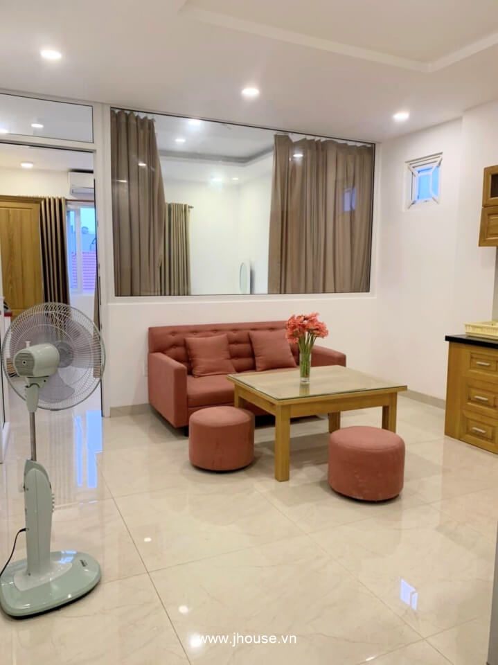 Fully furnished serviced apartment for rent in District 10, HCMC-0