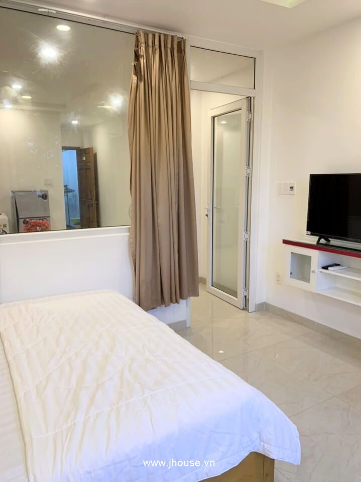 Fully furnished serviced apartment for rent in District 10, HCMC-9