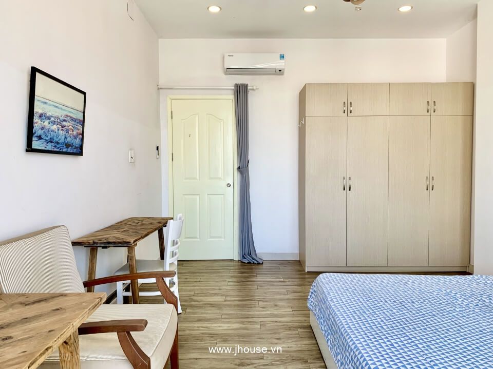 Serviced apartment near Tan Dinh market in District 1, HCMC-5