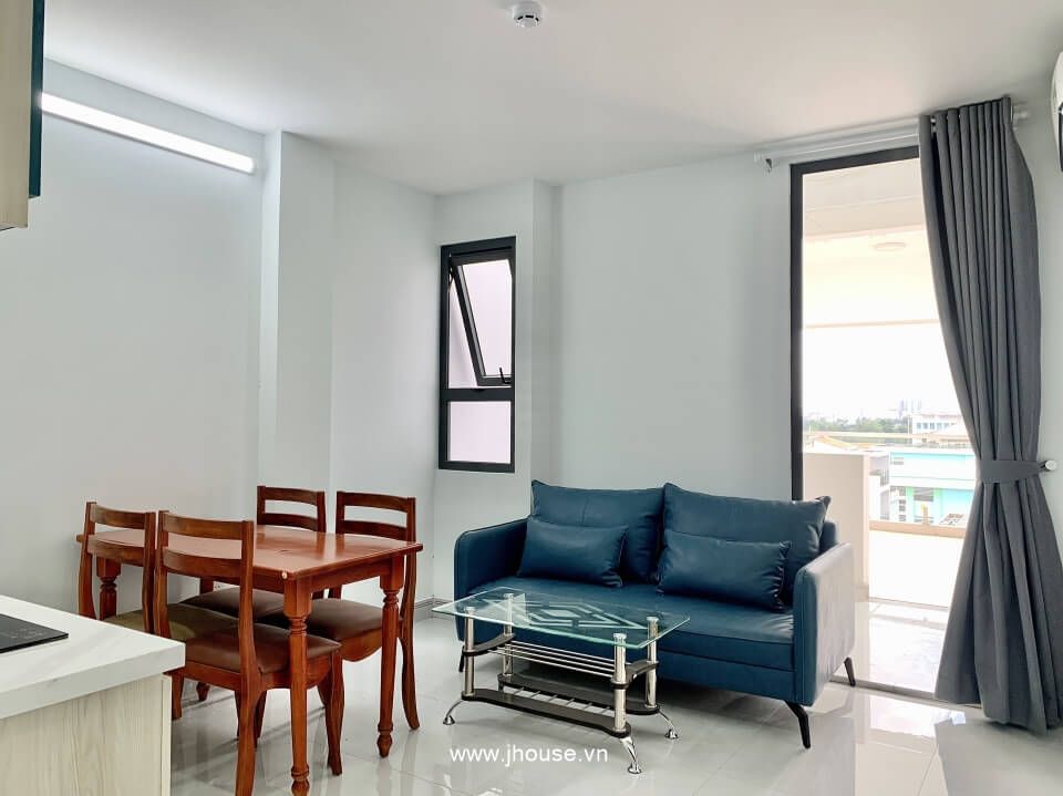Apartment has large balcony with nice view in Tan Binh District