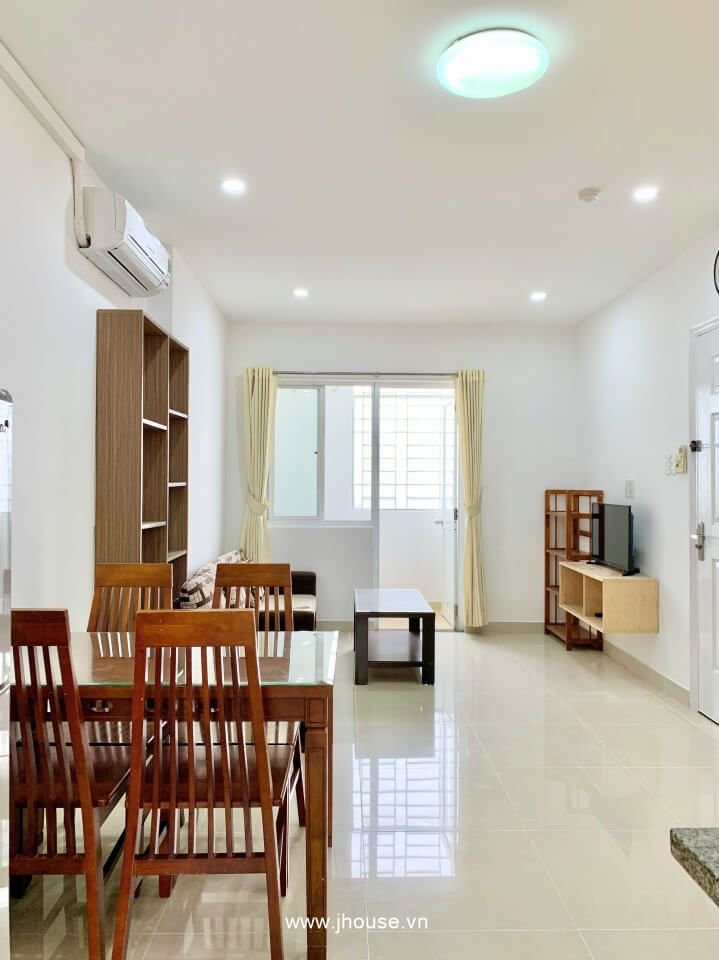 Spacious fully furnished apartment near the park in District 1-2