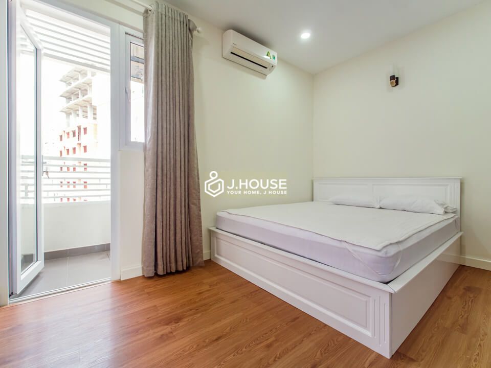 Bright and spacious 2 bedroom serviced apartment in Thao Dien, District 2-13