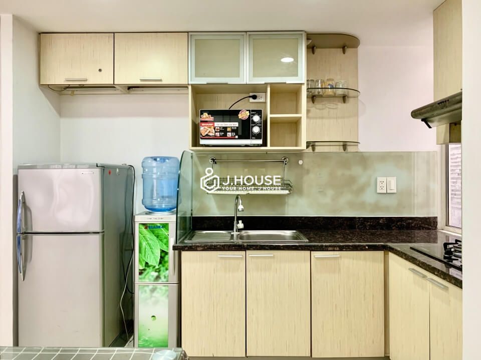Fully furnished serviced apartment for rent in Phu Nhuan district, HCMC-2