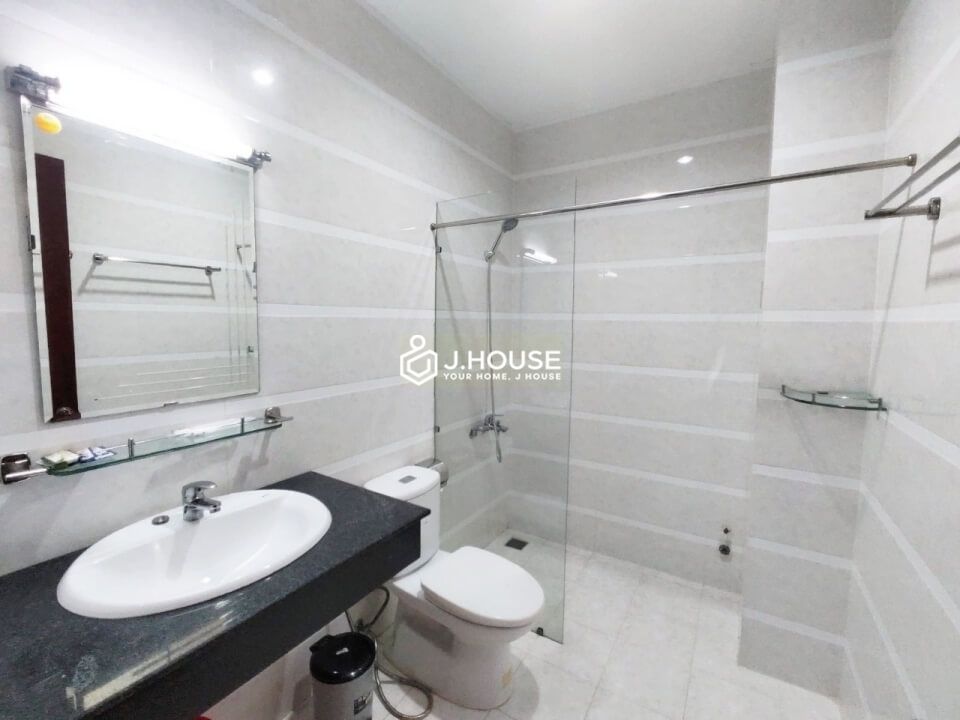 Fully furnished serviced apartment for rent near Ben Thanh market, District 1, HCMC-5