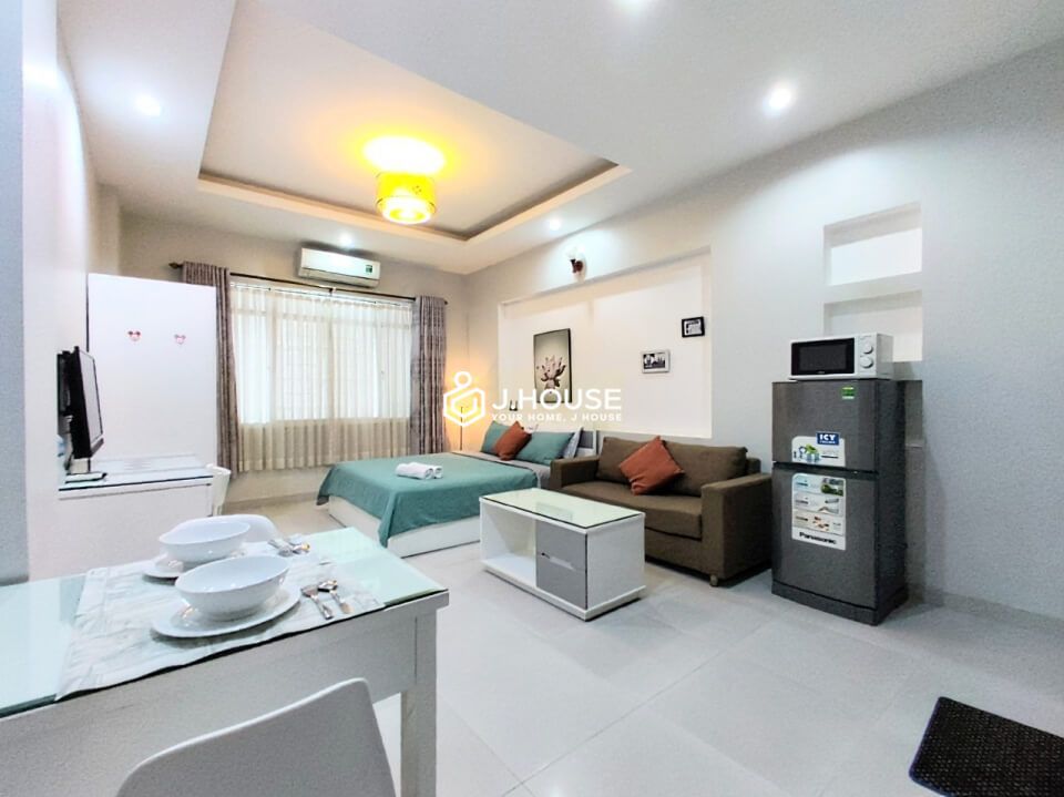 Fully furnished apartment for rent near Ben Thanh market, District 1