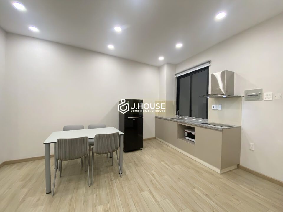 Modern 2 bedroom apartment for rent in Binh Thanh District, HCMC-5