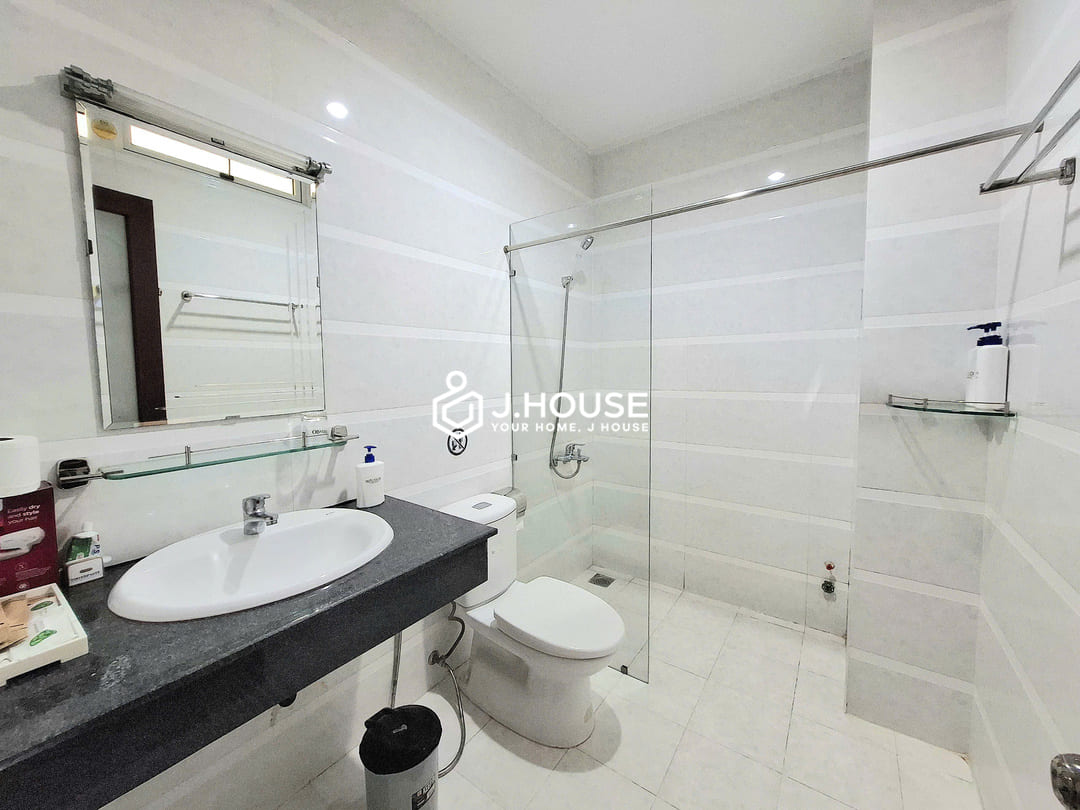 Serviced Apartment in District 1, HCMC - Ao Dai Apartment
