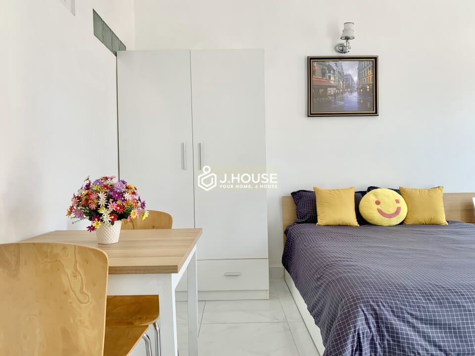 Affordable apartment in District 1, Fully furnished flat in District 1, HCMC-1